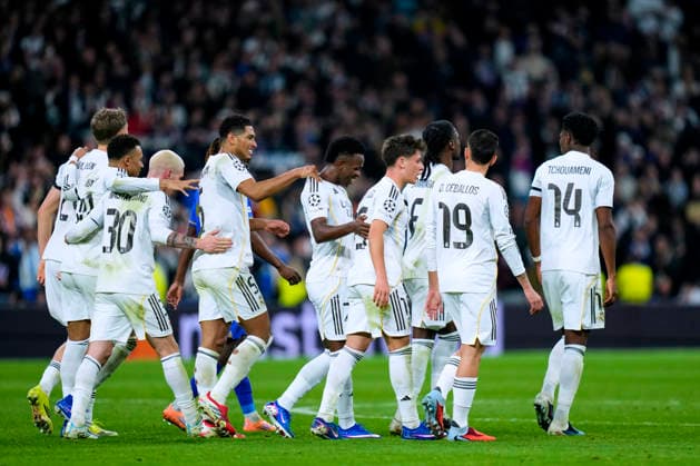 ESP: Real Madrid v AS Monaco. UEFA Champions League. Matchday 7 Vinicius Junior of Real Madrid CF celebrates with his his teammates after scoring the 5-0 during the UEFA Champions League match, between Real Madrid and AS Monaco, Matchday 7, played at Santiago Bernabeu Stadium on January 20, 2026 in Madrid, Spain. kpng Copyright: xCesarxCebollax xPRESSINx PS_260120_RMA_MON_2526_059