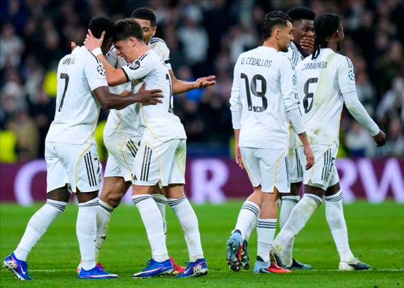 ESP: Real Madrid v AS Monaco. UEFA Champions League. Matchday 7 Vinicius Junior of Real Madrid CF celebrates with his his teammates after scoring the 5-0 during the UEFA Champions League match, between Real Madrid and AS Monaco, Matchday 7, played at Santiago Bernabeu Stadium on January 20, 2026 in Madrid, Spain. kpng Copyright: xCesarxCebollax xPRESSINx PS_260120_RMA_MON_2526_060