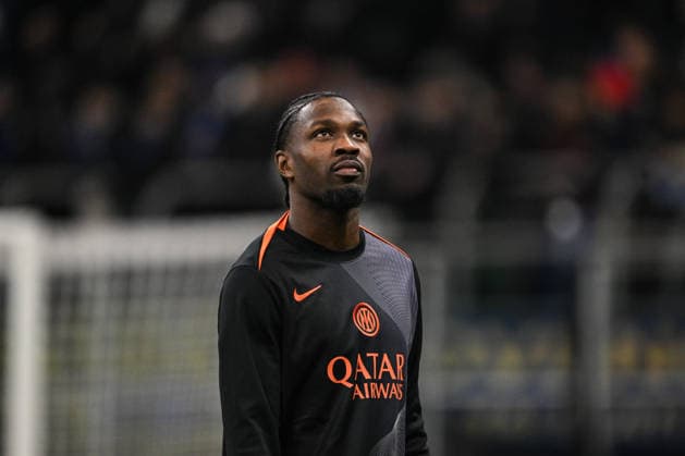 FC Internazionale Milano v Arsenal FC - UEFA Champions League 2025 26 League Phase MD7 Marcus Thuram of FC Inter warms up before the UEFA Champions League stage match Phase MD7 between Inter FC Internazionale and Live Arsenal FC, in Milan, Italy, on January 20, 2026, at Giuseppe Meazza San Siro stadium Milano Italy  Copyright: xTizianoxBallabiox originalFilename:ballabio-interfci260120_npRCX.jpg
