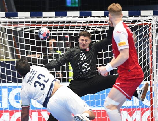 Handball, EM, Polen - Italien 2026.01.20 Kristianstad Szwecja Pilka Reczna Mistrzostwa Europy w pilce recznej mezczyzn 2026 Polska - Wlochy N z Jakub Skrzyniarz Foto Norbert Barczyk PressFocus 2026.01.20 Kristianstad Szwecja Handball Men s EHF Euro 2026 Poland - Italy Jakub Skrzyniarz Credit: Norbert Barczyk PressFocus NEWSPIX.PL --- newspix.pl POLAND OUT! 