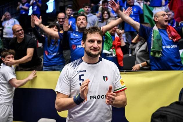 Handball, EM, Polen - Italien ALTRO - Pallamano - Men s EHF Euro 2026 - Poland vs Italy Gianluca Dapiran of Italy during Men s EHF Euro 2026 - Poland vs Italy, Handball match in Kristianstad, Sweden, January 20 2026 Kristianstad Sweden  Copyright: xIPAxSport ABACAx