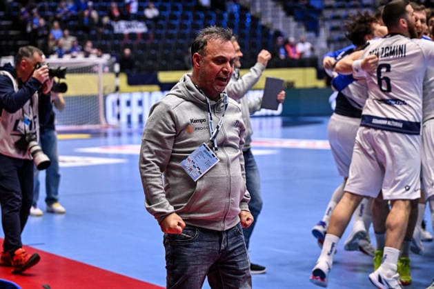 Handball, EM, Polen - Italien ALTRO - Pallamano - Men s EHF Euro 2026 - Poland vs Italy Robert Bob Hanning Head Coach of Italy Ritratto, Esultanza, Celebration, Joy, during Men s EHF Euro 2026 - Poland vs Italy, Handball match in Kristianstad, Sweden, January 20 2026 Kristianstad Sweden  Copyright: xIPAxSport ABACAx