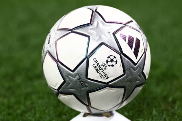UEFA Champions League, Olympiacos FC vs Bayer 04 Leverkusen - The official ball during the UEFA Champions League league phase matchday 7 soccer match betweenOlympiacos and Leverkusen held at Georgios Karaiskakis Stadium in Piraeus, Greece, 20 January 2025. IMAGO ONE INCH PRODUCTIONS PIRAEUS Greece Copyright: xOnexInchxProductionsx 6819448