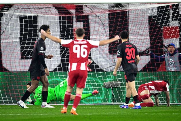 UEFA Champions League, Olympiacos FC vs Bayer 04 Leverkusen - Costinha of Olympiacos in action while scoring the 1-0 during the UEFA Champions League league phase matchday 7 soccer match betweenOlympiacos and Leverkusen held at Georgios Karaiskakis Stadium in Piraeus, Greece, 20 January 2025. IMAGO ONE INCH PRODUCTIONS Î‘Î˜Î—ÎÎ‘ Greece Copyright: xOnexInchxProductionsx 6819113