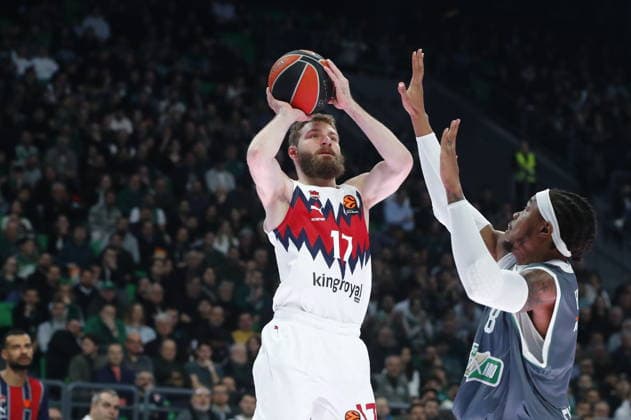 EuroLeague Basketball, Panathinaikos AKTOR Athens vs Baskonia Vitoria-Gasteiz - Chiek Diallo, 17 of Panathinaikos AKTOR Athens in action during the Euroleague regular season basketball match between Panathinaikos AKTOR Athens and Baskonia Vitoria-Gasteiz at Telekom Center Athens on January 20, 2026 in Athens, Greece. ATHENS Greece Copyright: xOnexInchxProductionsx 6818899