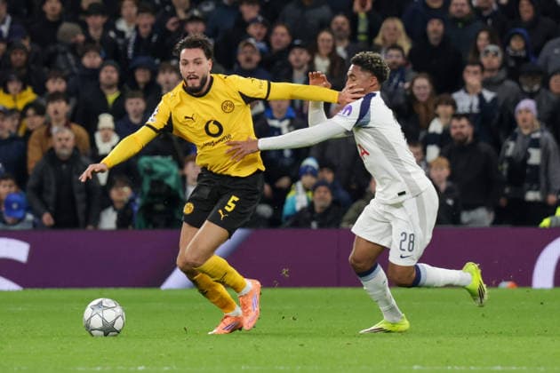 20 01 2026, xgrfx, Football UEFA Champions League , Tottenham Hotspur Borussia Dortmund v l Ramy Bensebaini Borussia Dortmund , Wilson Odobert Tottenham Hotspur DFL DFB REGULATIONS PROHIBIT ANY USE OF PHOTOGRAPHS as IMAGE SEQUENCES and or QUASI VIDEO London