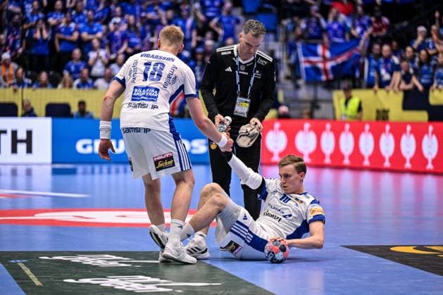 ALTRO - Pallamano - Men s EHF Euro 2026 - Hungary vs Iceland Gisli Kristjansson of Iceland, Ellidi Vidarsson of Iceland during Men s EHF Euro 2026 - Hungary vs Iceland, Handball match in Kristianstad, Sweden, January 20 2026 Kristianstad Sweden  Copyright: xIPAxSport ABACAx
