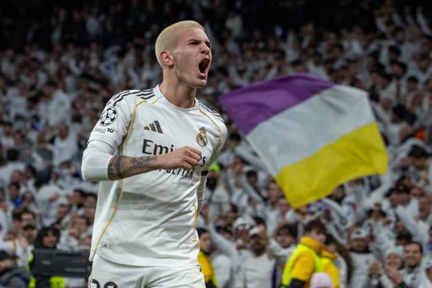 Real Madrid Vs AS Monaco in Madrid, Spain - 20 Jan 2026 Franco Mastantuono of Real Madrid celebrates a goal during the UEFA Champions League match between Real Madrid and AS Monaco played at the Santiago Bernabéu Stadium. Final score: Real Madrid 6:1 AS Monaco. Madrid Spain Copyright: xDavidxCanalesx xSOPAxImagesx DCuvclRealMadridMonaco260120-88