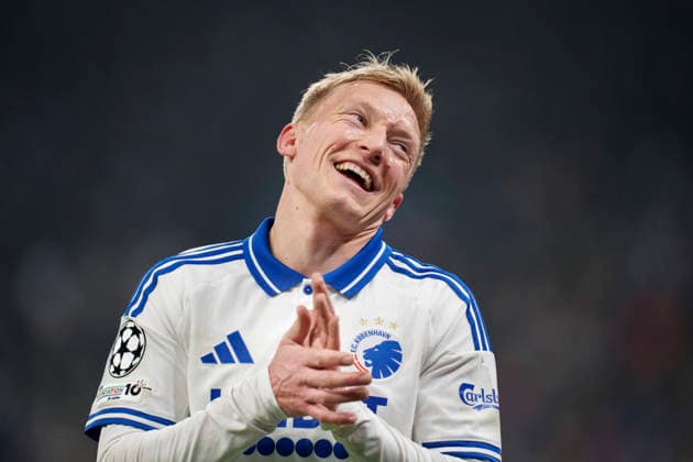 DENMARK Champions League FC Copenhagen S S C Napoli FCK s Birger Meling is substituted and smiles at SSC Napoli s fans during the Champions League match between FC Copenhagen and S S C Napoli at Parken in Copenhagen on Tuesday, January 20, 2026 Photo Liselotte Sabroe Ritzau Scanpix , Copenhagen Denmark  Copyright: Ritzau Scanpix LiselottexSabroex spdk20260120-232655-L imago is entitled to issue a simple usage license at the time of provision. Personality and trademark rights as well as copyright laws regarding art-works shown must be observed. Commercial use at your own risk., Copenhagen Denmark