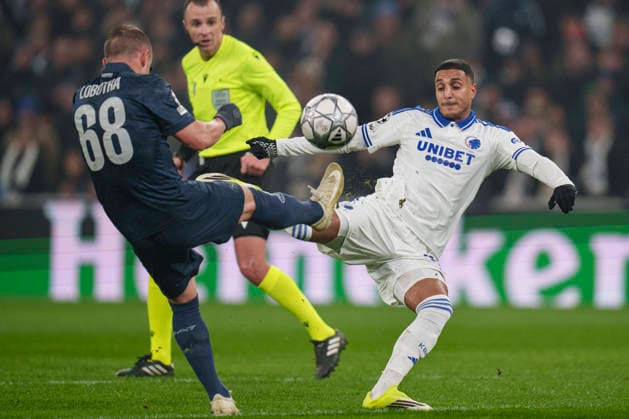DENMARK Champions League FC Copenhagen S S C Napoli FCKs Mohamed Elyounoussi and SSC Napolis Stanislav Lobotka during the Champions League match between FC Copenhagen and S S C Napoli at Parken in Copenhagen on Tuesday, January 20, 2025 Photo Liselotte Sabroe Ritzau Scanpix , Copenhagen Denmark  Copyright: Ritzau Scanpix LiselottexSabroex spdk20260120-235701-L imago is entitled to issue a simple usage license at the time of provision. Personality and trademark rights as well as copyright laws regarding art-works shown must be observed. Commercial use at your own risk., Copenhagen Denmark