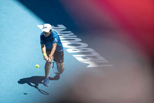 (260121) -- MELBOURNE, Jan. 21, 2026 -- Bai Zhuoxuan of China hits a return during the women s singles 2nd round match against Aryna Sabalenka of Belarus at the Australian Open tennis tournament in Melbourne, Australia, Jan. 21, 2026. (Photo by Xinhua) (SP)AUSTRALIA-MELBOURNE-TENNIS-AUSTRALIAN OPEN-WOMEN S SINGLES-DAY 4 HuxJingchen 