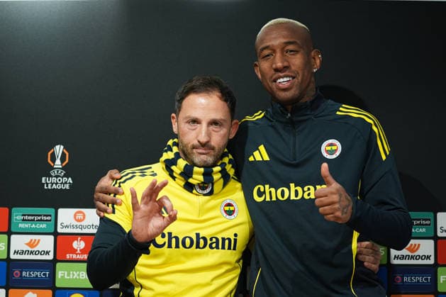 Ahead of Fenerbahce v Aston Villa - UEFA Europa League ISTANBUL, TURKIYE - JANUARY 21: Head Coach of Fenerbahce Demonico Tedesco and Anderson Talisca of Fenerbahce hold a press conference, PK, Pressekonferenz ahead of the UEFA Europa League match between Fenerbahce and Aston Villa at Samandira Can Bartu Facilities in Istanbul, Turkiye on January 21, 2026. Adem Kutucu Anadolu Istanbul Turkey. Editorial use only. Please get in touch for any other usage.  Copyright: x2026xAnadoluxAdemxKutucux