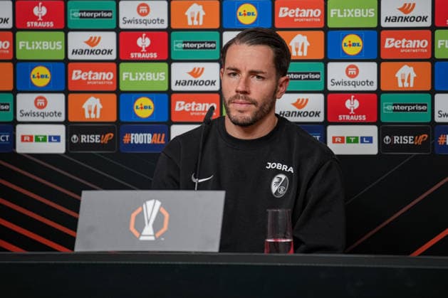 Soccer, Bundesliga, Men, Freiburg Europa Park Stadion, Sport, Europa Park Stadion, Press Conference, Europa League match, Maccabi Tel aviv, Christian Guenter SC Freiburg, 30 Freiburg Europa Park Stadion Baden Württemberg Germany Copyright: xFINLEYxMÖRCHx