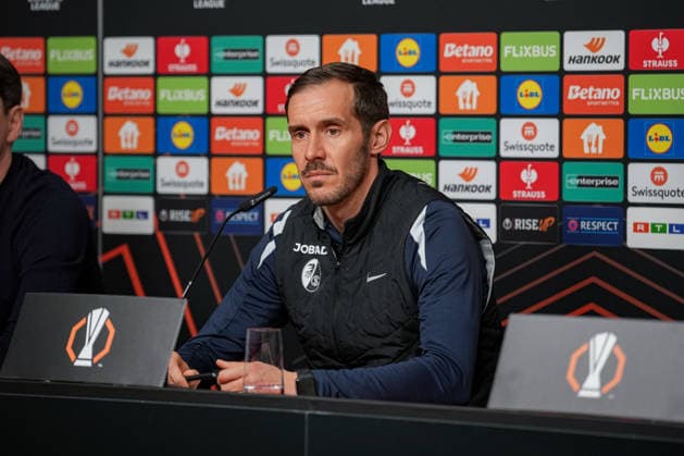 Soccer, Bundesliga, Men, Freiburg Europa Park Stadion, Sport, Europa Park Stadion, Press Conference, Europa League match, Maccabi Tel aviv, Julian Schuster SC Freiburg, Coach Freiburg Europa Park Stadion Baden Württemberg Germany Copyright: xFINLEYxMÖRCHx