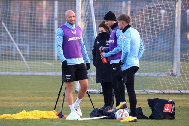 DEU, DFL, 2 FBL Hertha BSC, Training, 21 01 2026, Sportforum, Berlin, DEU, DFL, 2 FBL Hertha BSC, Training, im Bild Toni Leistner Hertha BSC Berlin 37 , Pascal Klemens Hertha BSC Berlin 41 , Marten Winkler Hertha BSC Berlin 22 DFL regulations prohibit any use of Photographs as image sequences and or quasi video nordphotoxGmbHx xEngler nph00076
