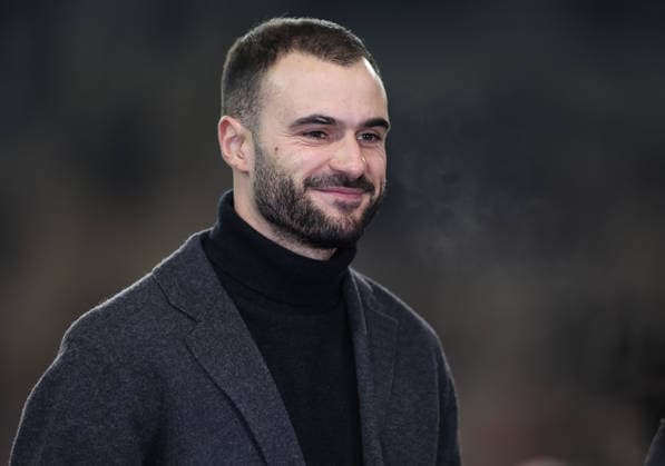 21 01 2026, Football UEFA Champions League, Qarabag Agdam FK Eintracht Frankfurt, v l , Interim coach Dennis Schmitt Eintracht Frankfurt in DAZN interview DFL DFB REGULATIONS PROHIBIT ANY USE OF PHOTOGRAPHS AS IMAGE SEQUENCES AND OR QUASI VIDEO xdcx Copyright: HMBxMedia Claus