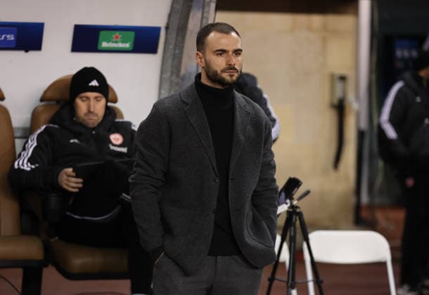 21 01 2026, Football UEFA Champions League, Qarabag Agdam FK Eintracht Frankfurt, v l , Interim coach Dennis Schmitt Eintracht Frankfurt DFL DFB REGULATIONS PROHIBIT ANY USE OF PHOTOGRAPHS AS IMAGE SEQUENCES AND OR QUASI VIDEO xdcx Copyright: HMBxMedia Claus