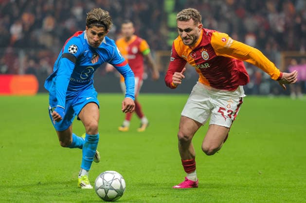 2026-01-21 Galatasaray SK v Atletico de Madrid - UEFA Champions League 2025 26 League Phase MD7 ISTANBUL, TURKEY - JANUARY 21: Baris Yilmaz of Galatasaray SK, Giuliano Simeone of Atletico de Madrid during the UEFA Champions League 2025 26 League Phase MD7 match between Galatasaray SK and Atletico de Madrid at Rams Park Stadium on January 21, 2026 in Istanbul, Turkey. (Photo by BSR Agency) Istanbul Turkey Content not available for redistribution in The Netherlands directly or indirectly through any third parties. Copyright: xBSRxAgencyx