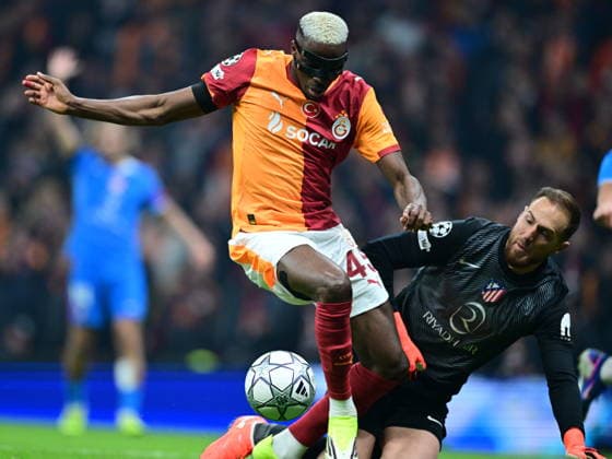 Galatasaray v Atletico Madrid - UEFA Champions League ISTANBUL, TURKIYE - JANUARY 21: Galatasaray s Victor Osimhen (45) competes against Atletico Madrid s Jan Oblak (13) during the UEFA Champions League match at RAMS Park in Istanbul, Turkiye, on January 21, 2026. Abdulhamid Hosbas Anadolu Istanbul Turkey. Editorial use only. Please get in touch for any other usage.  Copyright: x2026xAnadoluxAbdulhamidxHosbasx