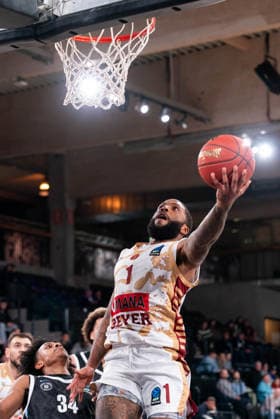 RJ Cole Umana Reyer Venice, 1 on lay-up, GER, Veolia Towers Hamburg vs Umana Reyer Venice, Basketball, EuroCup, Matchday 15, Season 2025 2026, 21 01 2026 GER, Veolia Towers Hamburg vs Umana Reyer Venice, Basketball, EuroCup, Matchday 15, Season 2025 2026, 21 01 2026 Hamburg Copyright: xEibner-Pressefoto MaxxVincenx EP_MVN