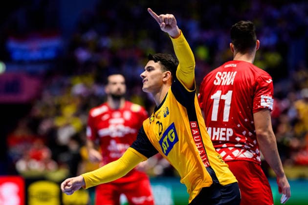 260121 Nikola Roganovic of Sweden celebrates during the EHF European Handball Championship preliminary round match between Sweden and Croatia on January 21, 2026 in Malmö Photo Petter Arvidson BILDBYRAN kod PA PA1130 handball handball handball handballs em 2026 sverige sweden croatia kroatien ehf european handball championship sverige bbeng grappa33 jubel sverige sweden celebrates  Copyright: PETTERxARVIDSON BB260121PA151