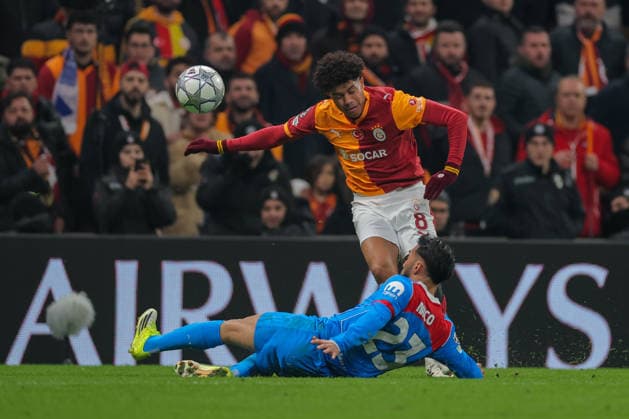 2026-01-21 Galatasaray SK v Atletico de Madrid - UEFA Champions League 2025 26 League Phase MD7 ISTANBUL, TURKEY - JANUARY 21: Gabriel Sara of Galatasaray SK, Nicolas Gonzalez of Atletico de Madrid during the UEFA Champions League 2025 26 League Phase MD7 match between Galatasaray SK and Atletico de Madrid at Rams Park Stadium on January 21, 2026 in Istanbul, Turkey. (Photo by BSR Agency) Istanbul Turkey Content not available for redistribution in The Netherlands directly or indirectly through any third parties. Copyright: xBSRxAgencyx