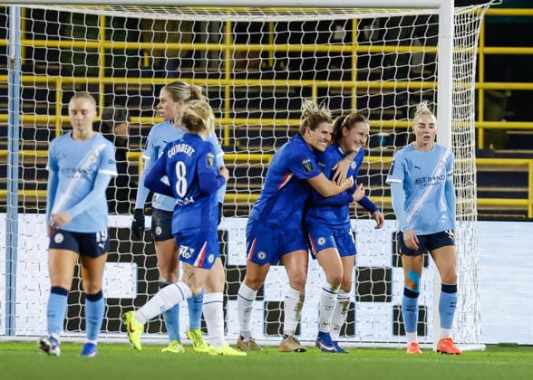 Manchester, England, 21st January 2026. Wieke Kaptein of Chelsea celebrates scoring their sides first goal during the Manchester City Women vs Chelsea Women Subway Women s League Cup match at the Academy Stadium, Manchester. Picture credit should read: Cody Froggatt Sportimage EDITORIAL USE ONLY. No use with unauthorised audio, video, data, fixture lists, club league logos or live services. Online in-match use limited to 120 images, no video emulation. No use in betting, games or single club league player publications. SPI_017_CF_MANCHESTER_CITY_WOMEN_V_CHELSEA_WOMEN SPI-4471-0017