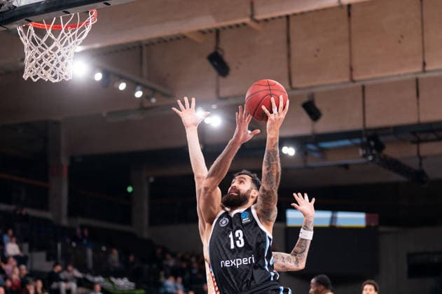 Martin Breunig Veolia Towers Hamburg, 13 on lay-up, GER, Veolia Towers Hamburg vs Umana Reyer Venice, Basketball, EuroCup, Matchday 15, Season 2025 2026, 21 01 2026 GER, Veolia Towers Hamburg vs Umana Reyer Venice, Basketball, EuroCup, Matchday 15, Season 2025 2026, 21 01 2026 Hamburg Copyright: xEibner-Pressefoto MaxxVincenx EP_MVN