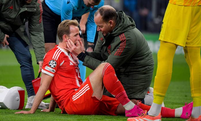 21 01 2026, xemx, Football UEFA Champions League, FC Bayern Muenchen Union Saint Gilloise v l Harry Kane FC Bayern Muenchen is treated DFL DFB REGULATIONS PROHIBIT ANY USE OF PHOTOGRAPHS as IMAGE SEQUENCES and or QUASI VIDEO Muenchen