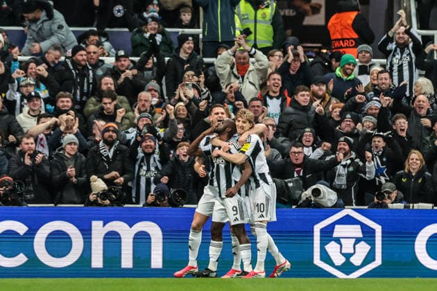 UEFA Champions League Matchday 7 of 8 Newcastle United v PSV Eindhoven Yoane Wissa of Newcastle United celebrates his goal to make it 1-0 during the UEFA Champions League Matchday 7 of 8 Newcastle United v PSV Eindhovenn at St. James s Park, Newcastle, United Kingdom, 21st January 2026 (Photo by Mark Cosgrove News Images) Newcastle St. James s Park Tyne and Wear United Kingdom Copyright: xMarkxCosgrove NewsxImagesx