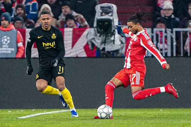 2026-01-21 FC Bayern München v R. Union Saint-Gilloise - UEFA Champions League 2025 26 League Phase MD7 MUNICH, GERMANY - JANUARY 21: Guilherme Smith of R. Union Saint-Gilloise, Michael Olise of FC Bayern M++nchen battle for the ball during the UEFA Champions League 2025 26 League Phase MD7 match between FC Bayern M++nchen and R. Union Saint-Gilloise at Football Arena Munich on January 21, 2026 in Munich, Germany. Munich Football Arena Munich Germany Content not available for redistribution in The Netherlands directly or indirectly through any third parties. Copyright: xAndrexWeeningx