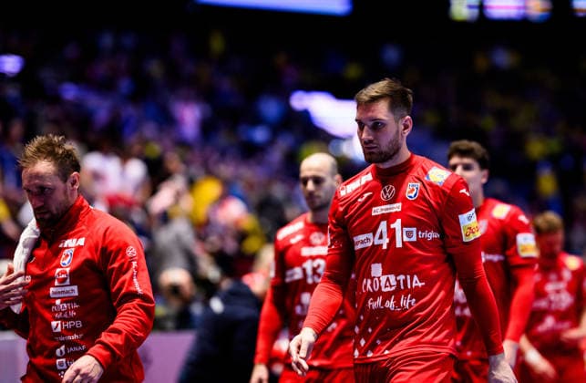 260121 Tin Lucin of Croatia looks dejected during the EHF European Handball Championship preliminary round match between Sweden and Croatia on January 21, 2026 in Malmö Photo Petter Arvidson BILDBYRAN kod PA PA1130 handball handball handball handballs em 2026 sverige sweden croatia kroatien ehf european handball championship sverige bbeng grappa33 depp sverige sweden  Copyright: PETTERxARVIDSON BB260121PA172