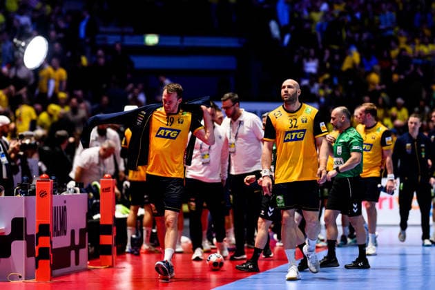 260121 Felix Claar and Oscar Bergendahl of Sweden looks dejected during the EHF European Handball Championship preliminary round match between Sweden and Croatia on January 21, 2026 in Malmö Photo Petter Arvidson BILDBYRAN kod PA PA1130 handball handboll handball handbolls em 2026 sverige sweden croatia kroatien ehf european handball championship sverige bbeng grappa33 depp sverige sweden  Copyright: PETTERxARVIDSON BB260121PA174
