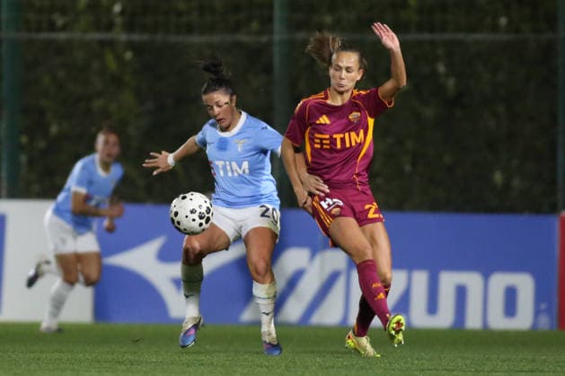 Flaminia Simonetti of S.S. Lazio is in action during the Coppa Italia Women, first leg, quarter-finals between Lazio vs Roma , 21 Jenuary 2026 at the Lazio Training Center, Roma Italy.  Copyright: xMatteoxCassoni IPAxSportx xipa-agency.netx xx IPA_70386870 IPA_Agency_IPA70386870