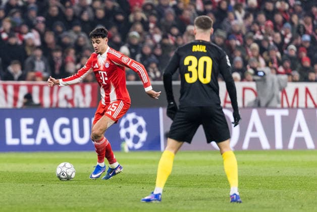 MUNICH, GERMANY - JANUARY 21: Aleksandar Pavlovic (FC Bayern Muenchen, 45) controls the ball during the UEFA Champions League match between FC Bayern Munich vs. Royale Union Saint-Gilloise at Allianz Arena on matchday 7 of the UEFA Champions League Season 2025 26 on January 21, 2025 in Munich, Germany. Bavaria Germany Copyright: xSteffiexWunderlx