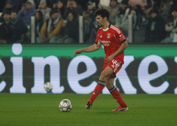 Toma Araujo of SL Benfica during the Uefa Champions League 2025 26 season football match between Juventus FC and SL Benfica on 21 January 2026 at Allianz Stadium, Turin, Italy. Photo Nderim KACELI  Copyright: xNderimxKaceli IPAxSportx xipa-agency.netx xx IPA_70387357 IPA_Agency_IPA70387357
