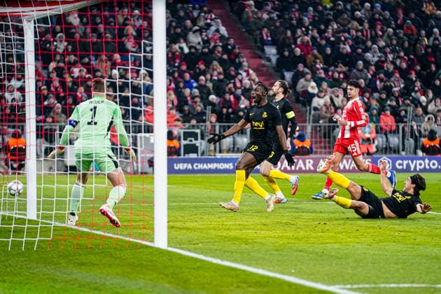 2026-01-21 FC Bayern München v R. Union Saint-Gilloise - UEFA Champions League 2025 26 League Phase MD7 MUNICH, GERMANY - JANUARY 21: Promise David of R. Union Saint-Gilloise, Kevin Mac Allister of R. Union Saint-Gilloise can t manage to score during the UEFA Champions League 2025 26 League Phase MD7 match between FC Bayern M++nchen and R. Union Saint-Gilloise at Football Arena Munich on January 21, 2026 in Munich, Germany. Munich Football Arena Munich Germany Content not available for redistribution in The Netherlands directly or indirectly through any third parties. Copyright: xAndrexWeeningx