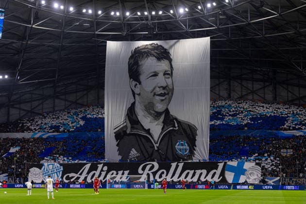 Football - UEFA Champions League - League Phase - Olympique de Marseille v Liverpool FC MARSEILLE, FRANCE - Wednesday, January 21, 2026: A tifo for Rolland Courbis, former Olympique de Marseille coach who passed in January, before the UEFA Champions League match between Olympique de Marseille and Liverpool FC at the Stade VÃ lodrome. (Photo by David Rawcliffe Propaganda) MARSEILLE Stade VÃ lodrome BOUCHES-DU-RHÃ NE FRANCE  Copyright: xDavidxRawcliffex P2026-01-21-Marseille_Liverpool-70
