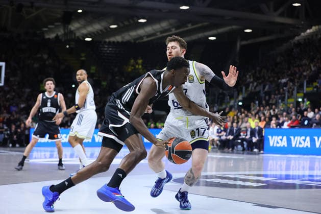 07 Saliou Niang Virtus Bologna BASKETBALL - ITALIAN SERIE A Virtus Bologna vs Fenerbahce Beko Istanbul 21-01-2026 17 Onuralp Bitim Fenerbahce Beko Istanbul BASKETBALL - ITALIAN SERIE A Virtus Bologna vs Fenerbahce Beko Istanbul 21-01-2026 during Virtus Bologna vs Fenerbahce Beko Istanbul, Basketball Euroleague match in Bologna, Italy, January 21 2026  Copyright: xValentinoxOrsini IPAxSportx xipa-agency.netx xx IPA_70387990 IPA_Agency_IPA70387990