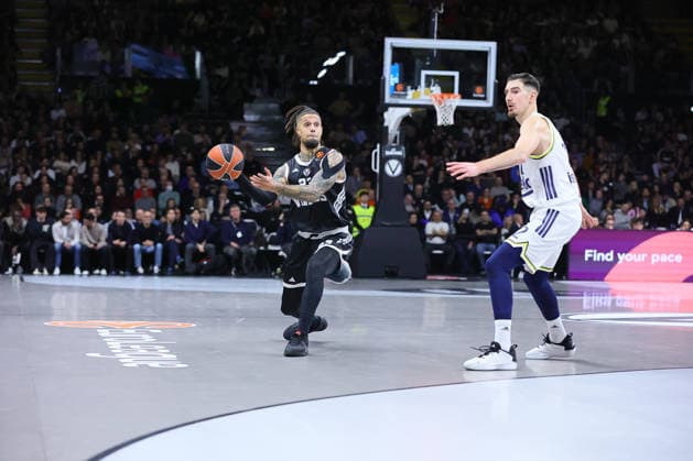 23 Daniel HACKETT Virtus Bologna BASKETBALL - ITALIAN SERIE A Virtus Bologna vs Fenerbahce Beko Istanbul 21-01-2026 during Virtus Bologna vs Fenerbahce Beko Istanbul, Basketball Euroleague match in Bologna, Italy, January 21 2026  Copyright: xValentinoxOrsini IPAxSportx xipa-agency.netx xx IPA_70388010 IPA_Agency_IPA70388010
