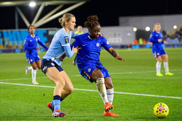 Kerstin Casparij (18 Manchester City) and Sandy Baltimore (17 Chelsea) battle for the ball during the Subway Womens League Cup semi final match between Manchester City and Chelsea at the Joie Stadium in Manchester, England Copyright: xNataliexMincher SPPx Sportspressphoto_SPR83865