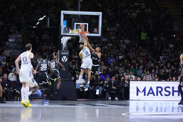 08 Talen Horton-Tucker Fenerbahce Beko Istanbul BASKETBALL - ITALIAN SERIE A Virtus Bologna vs Fenerbahce Beko Istanbul 21-01-2026 34 Jallow Karim Virtus Bologna BASKETBALL - ITALIAN SERIE A Virtus Bologna vs Fenerbahce Beko Istanbul 21-01-2026 during Virtus Bologna vs Fenerbahce Beko Istanbul, Basketball Euroleague match in Bologna, Italy, January 21 2026  Copyright: xValentinoxOrsini IPAxSportx xipa-agency.netx xx IPA_70388065 IPA_Agency_IPA70388065