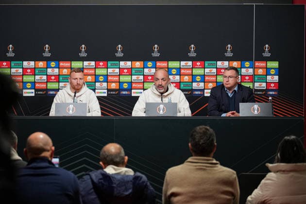 Press conference, Europa League match, Maccabi Tel aviv, Zarko LazetiC Maccabi Tel Aviv, Coach Ido Shahar Maccabi Tel Aviv, 36 Freiburg Europa Park Stadium Baden Württemberg Germany Copyright: xFINLEYxMÖRCHx
