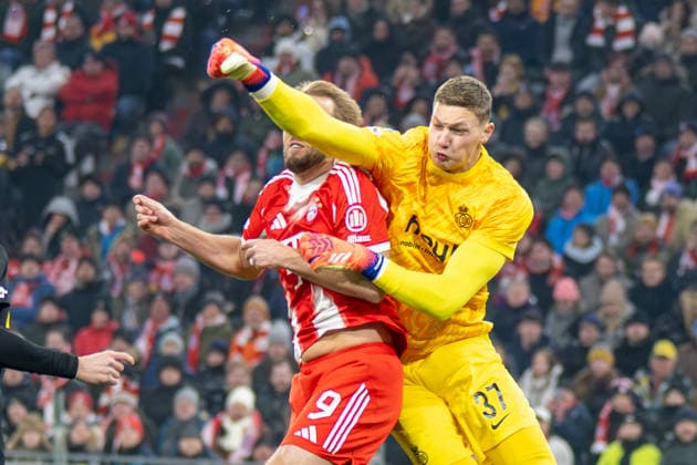 Kjell Scherpen 37 Royale Union Saint Gilloise kicks the ball away and catches Harry Kane 9 FC Bayern Muenchen at the feet, FC Bayern Muenchen vs Royale Union Saint Gilloise, Football, UEFA Champions League, Matchday 7, 21 01 2026 DFB regulations prohibit any use of photographs as image sequences and or quasi video Muenchen Bayern Germany Copyright: xkolbert-press UlrichxGamelx
