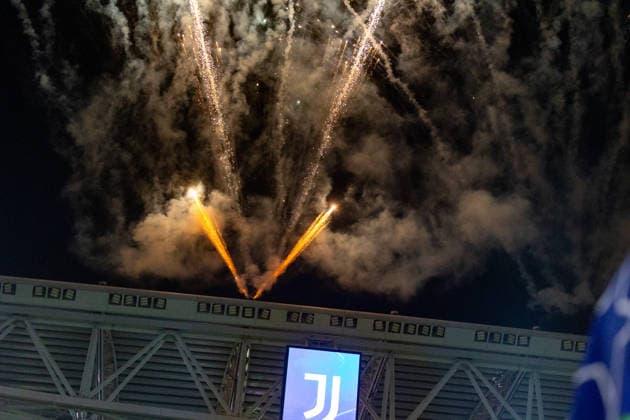 Champions League league phase game between Juventus FC and SL Benfica (Maciej Rogowski Ball Raw Images) Turin Juventus Stadium Italy Copyright: xMaciejxRogowskix ROG_JUVvsBEN-69