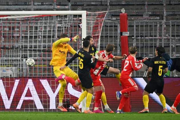 Bayern Munchen v Royale Union Saint-Gilloise - UEFA Champions League MUNICH, GERMANY - JANUARY 21 : Scherpen Kjell goalkeeper of Union Saint-Gilloise and Kane Harry forward of Bayern Munchen scores a goal during the UEFA Champions League 2025 26 League Phase MD7 match between FC Bayern Munchen and Royale Union Saint-Gilloise on January 21, 2026 in Munich, Germany, 21 01 2026 Munich Germany  Copyright: xVincentxKalutx