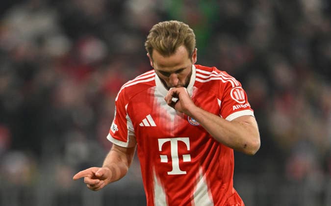 GOAL to 2 0 Harry Kane FC Bayern Muenchen FCB 09 Goal celebration kuesst Ring FC Bayern Muenchen FCB vs R Union Saint Gilloise Matchday 7 21 01 2026 DFL REGULATIONS PROHIBIT ANY USE OF PHOTOGRAPHS AS IMAGE SEQUENCES AND OR QUASI VIDEO FC Bayern Muenchen FCB vs R Union Saint Gilloise