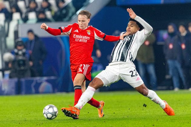 Andreas Schjelderup seen during Champions League league phase game between Juventus FC and SL Benfica (Maciej Rogowski Ball Raw Images) Turin Juventus Stadium Italy Copyright: xMaciejxRogowskix ROG_JUVvsBEN-097