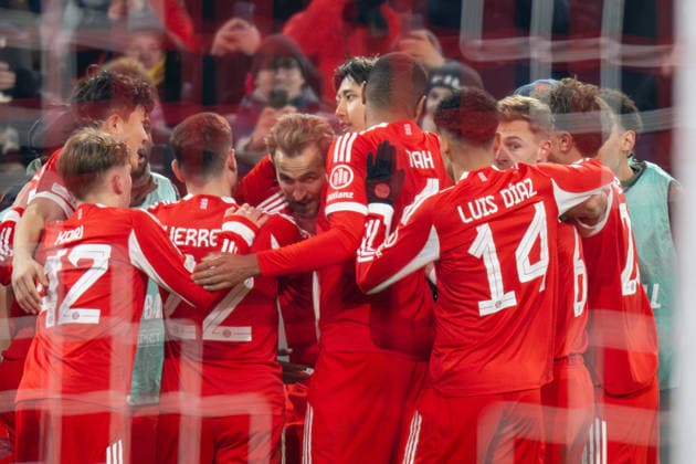 Goal celebration for 1 0 Team FC bayern Muenchen, Harry Kane 9 FC Bayern Muenchen , FC Bayern Muenchen vs Royale Union Saint Gilloise, Football, UEFA Champions League, 7 Matchday, 21 01 2026 DFB regulations prohibit any use of photographs as image sequences and or quasi video Muenchen Bayern Germany Copyright: xkolbert-press UlrichxGamelx