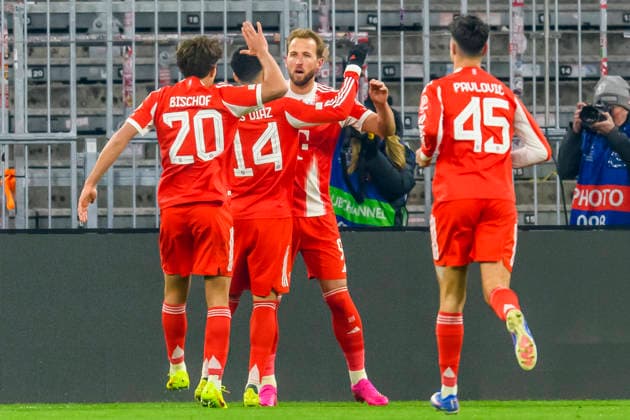 GER, UEFA CL, FC Bayern Muenchen GER vs Royale Union Saint Gilloise BEL 21 01 2026, Allianz Arena, Muenchen, GER, UEFA CL, FC Bayern Muenchen GER vs Royale Union Saint Gilloise BEL , UEFA regulations prohibit any use of photographs as image sequences and or quasi video, im Bild Jubel nach dem Tor zum 2 0 durch Harry Kane FCB 9 mit Tom Bischof FCB 20 Luis Daz FCB 14 Aleksandar Pavlovi Pavlovic FCB 45 nordphotoxGmbHx xStraubmeier nph00004